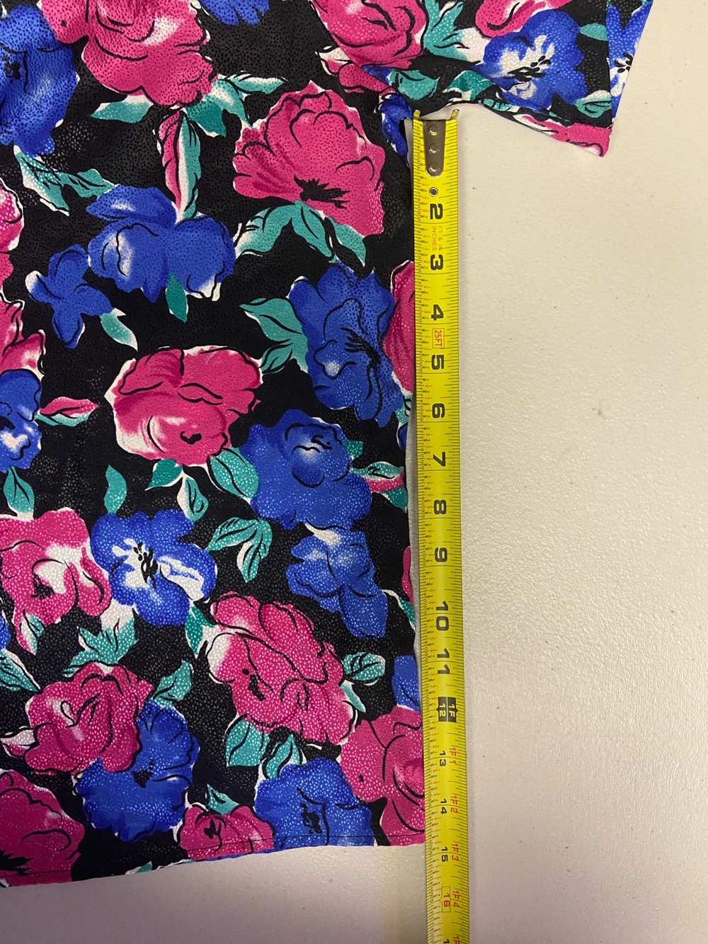 VTG Floral Short-Sleeve - Picture 6 of 8